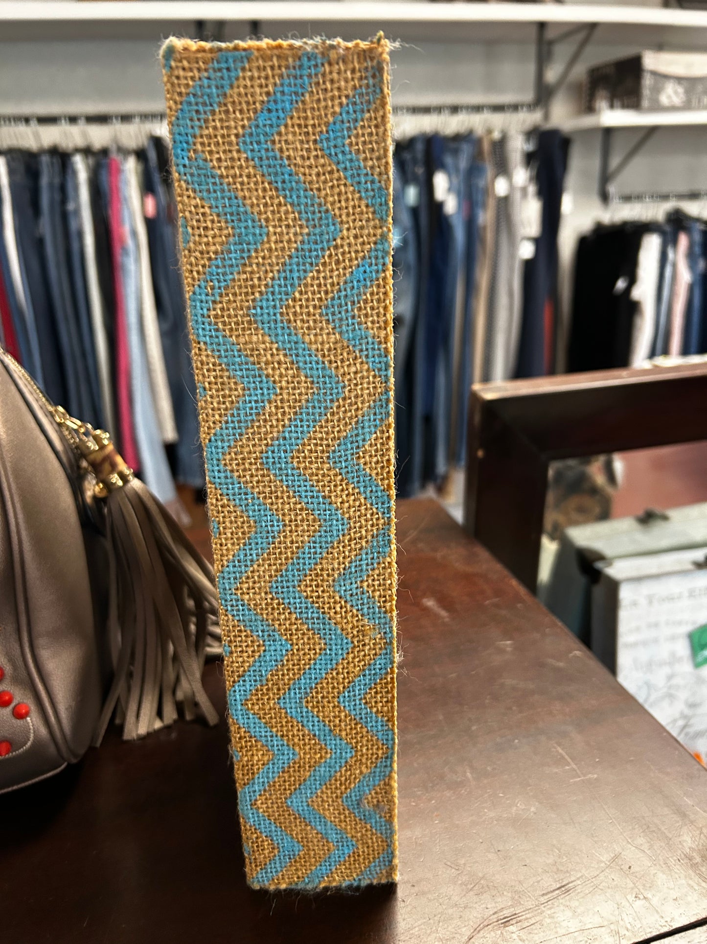 “ KISS MY GRITS” wall decor 