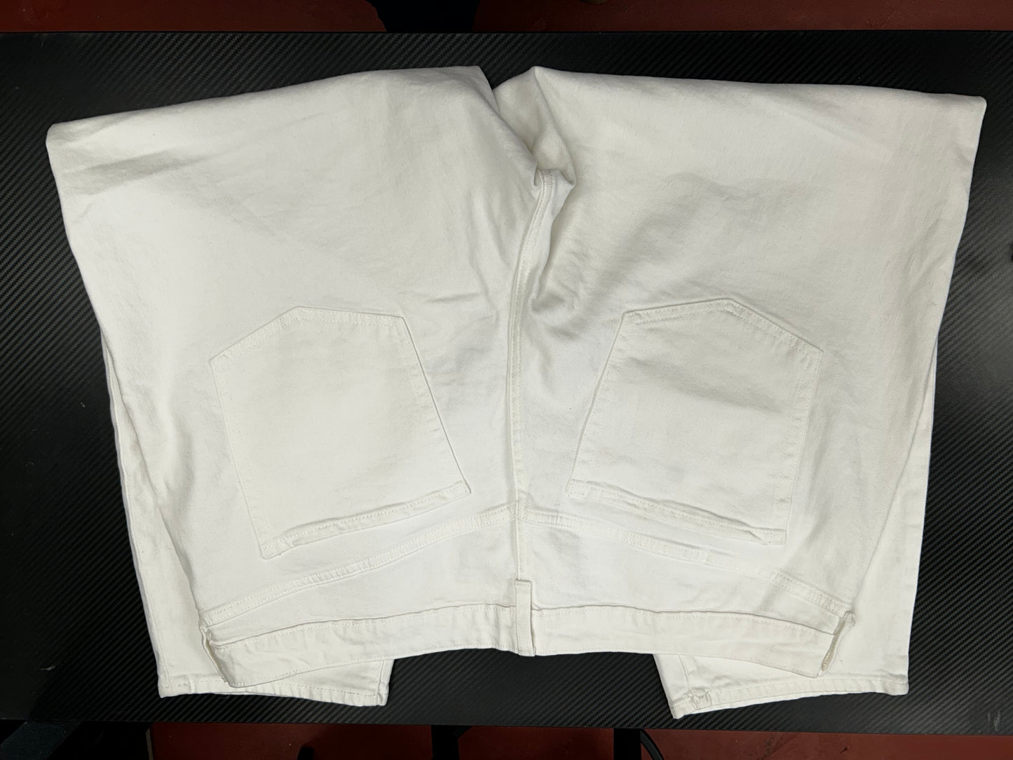 Old Navy Plus size White Jeans Size 22