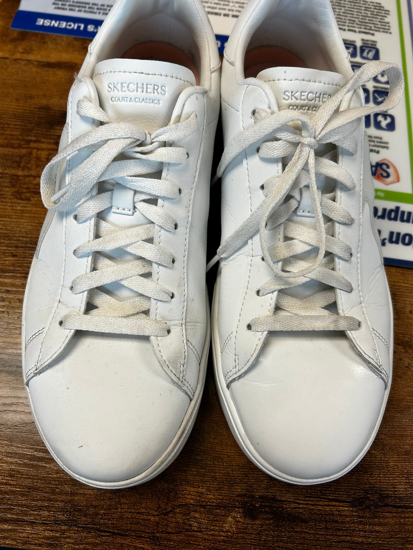 Sketchers Size 11W memory foam Tennis Shoes