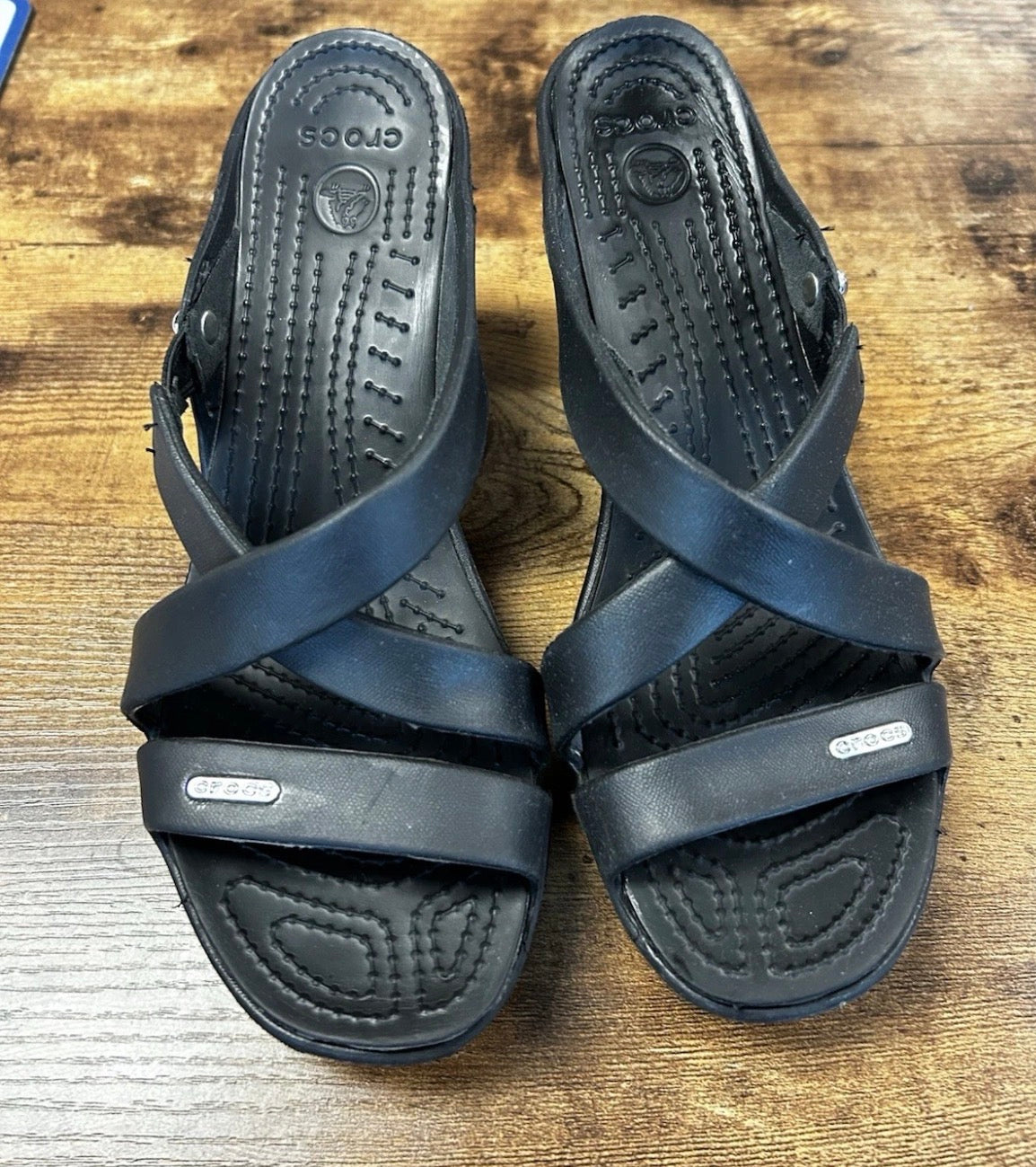 Crocs Cyprus IV Sandals Women's Size W8 Black Strappy Heel Platform