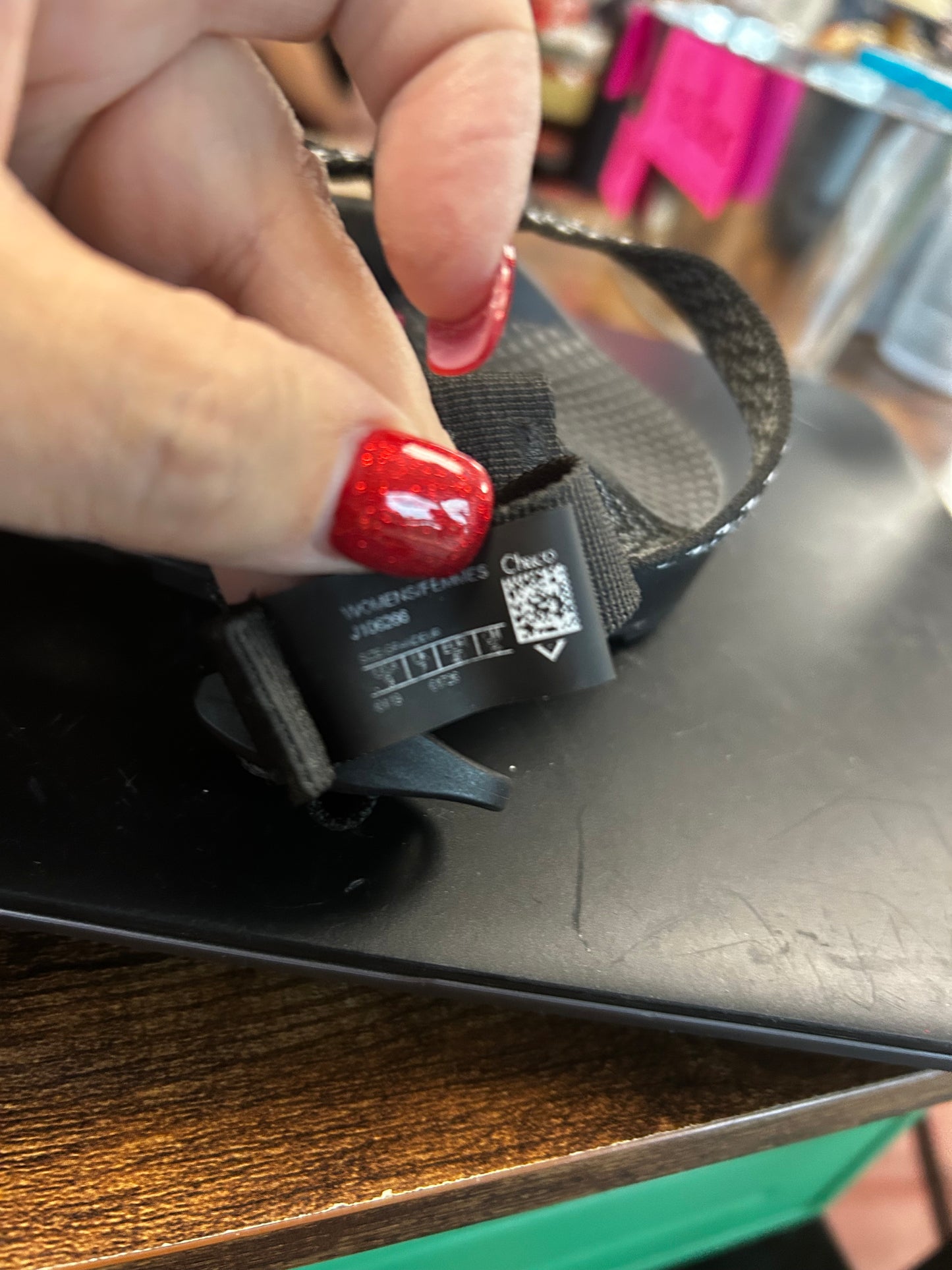 Chaco Size 9 Women’s Sandals Blk&White